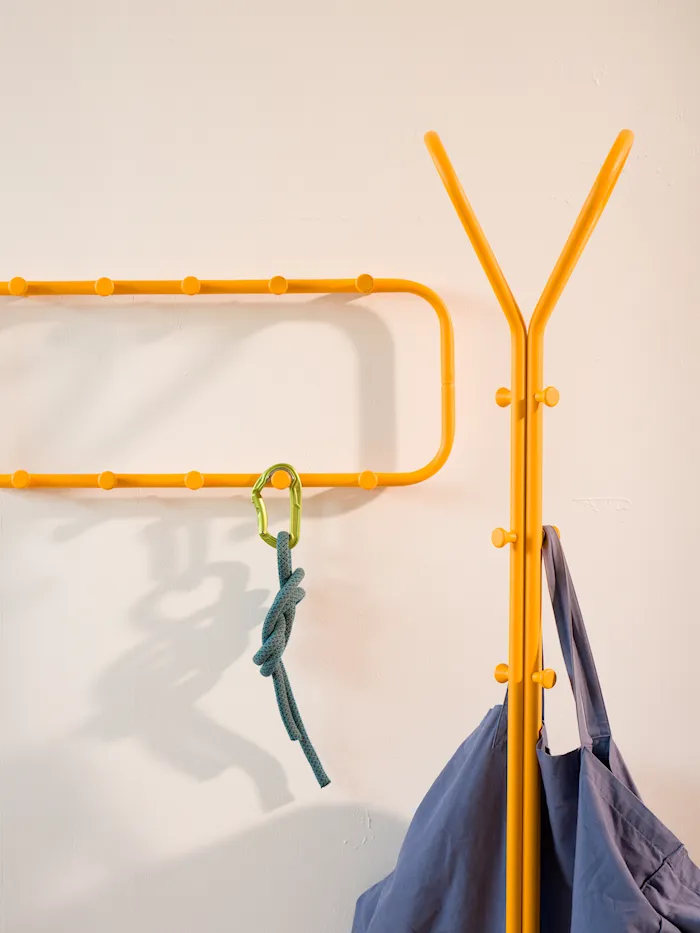 Classic coat hanger