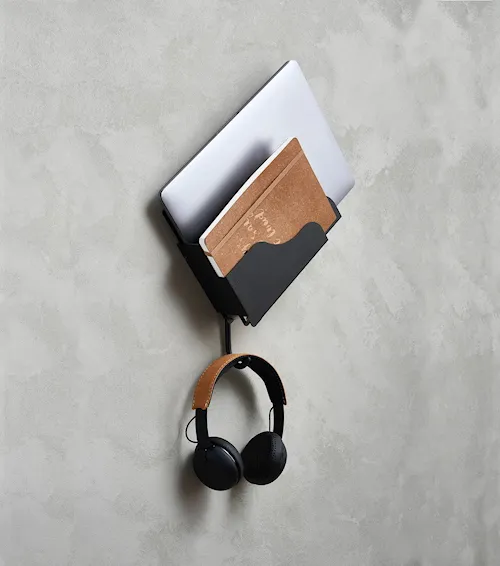 Wall pocket